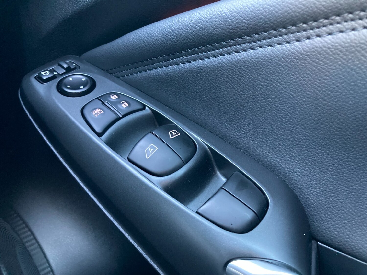 Used Nissan Juke 2024 for sale - 76276619: Photo 37