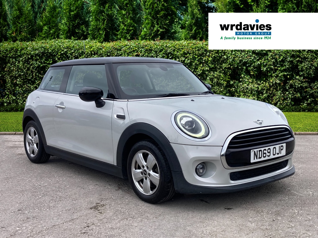 Used MINI Hatch 2019 for sale - 76276631: Photo 1
