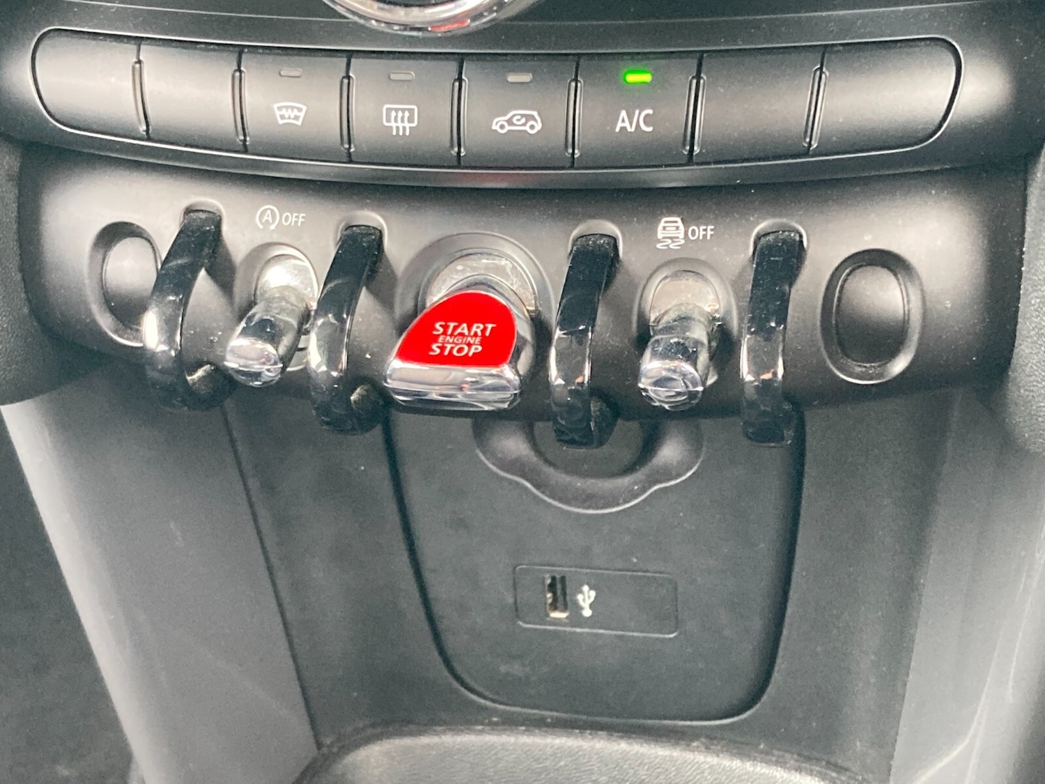 Used MINI Hatch 2019 for sale - 76276631: Photo 27