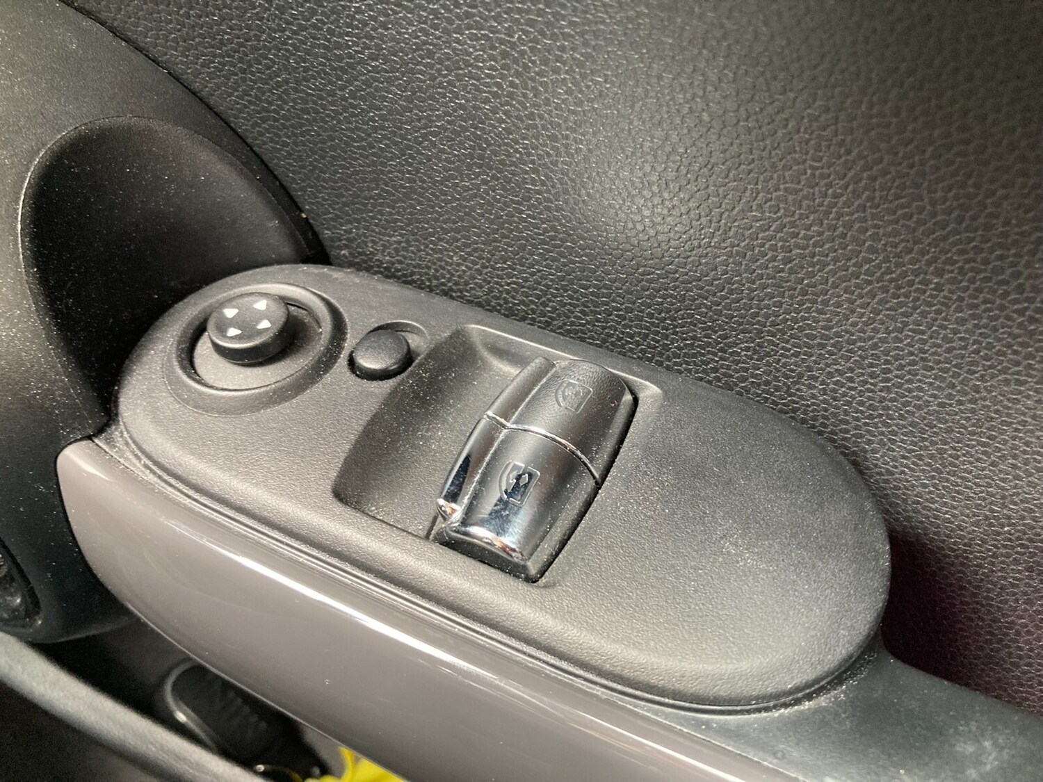 Used MINI Hatch 2019 for sale - 76276631: Photo 33