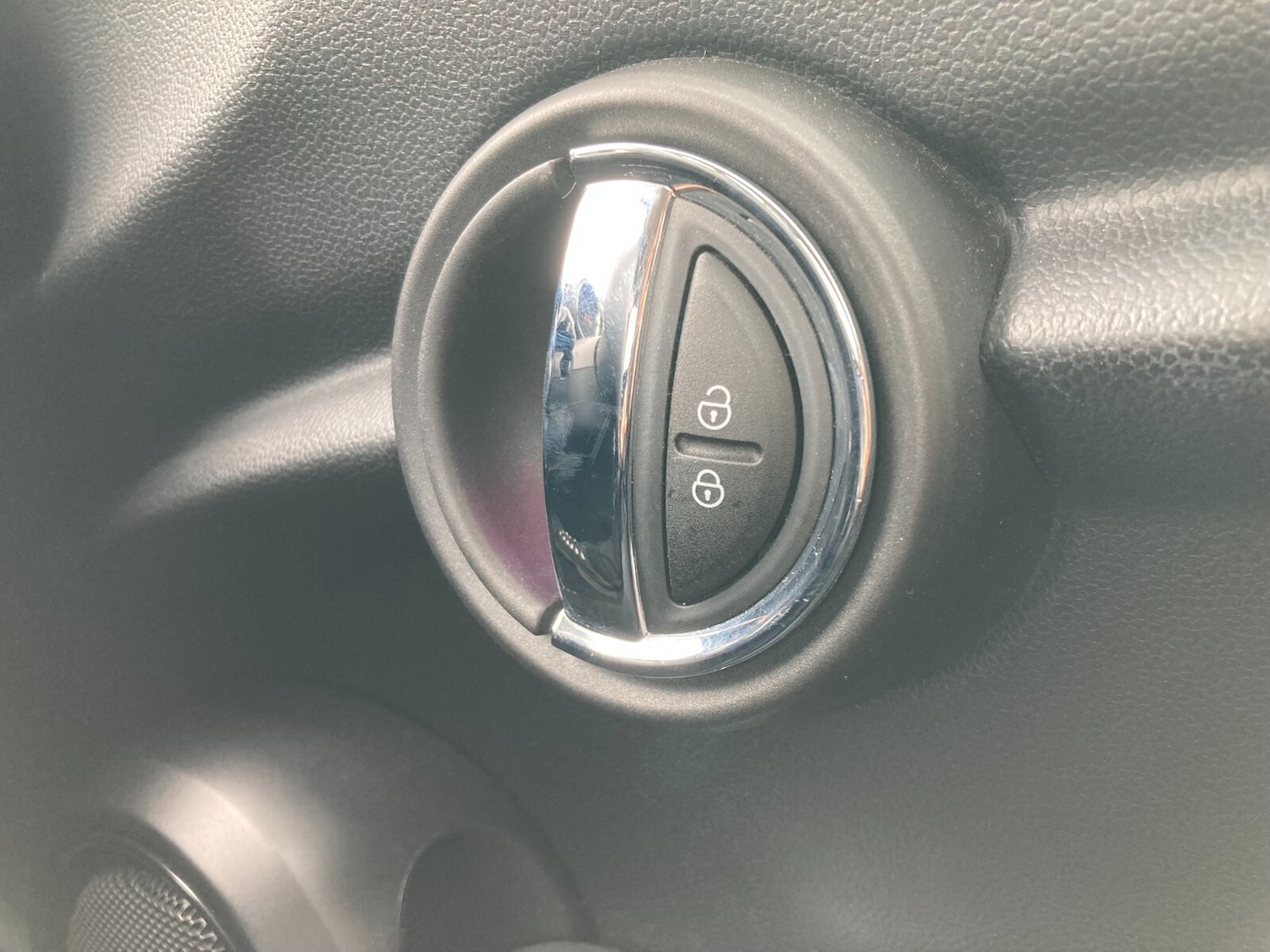 Used MINI Hatch 2019 for sale - 76276631: Photo 34