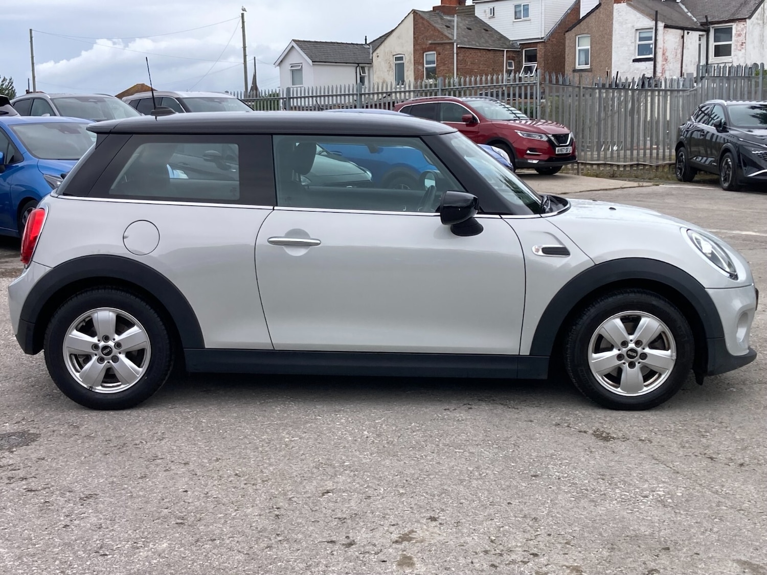 Used MINI Hatch 2019 for sale - 76276631: Photo 7