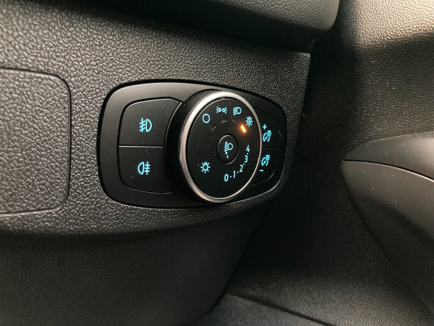 Used Ford Focus 2020 for sale - 76556929: Photo 34