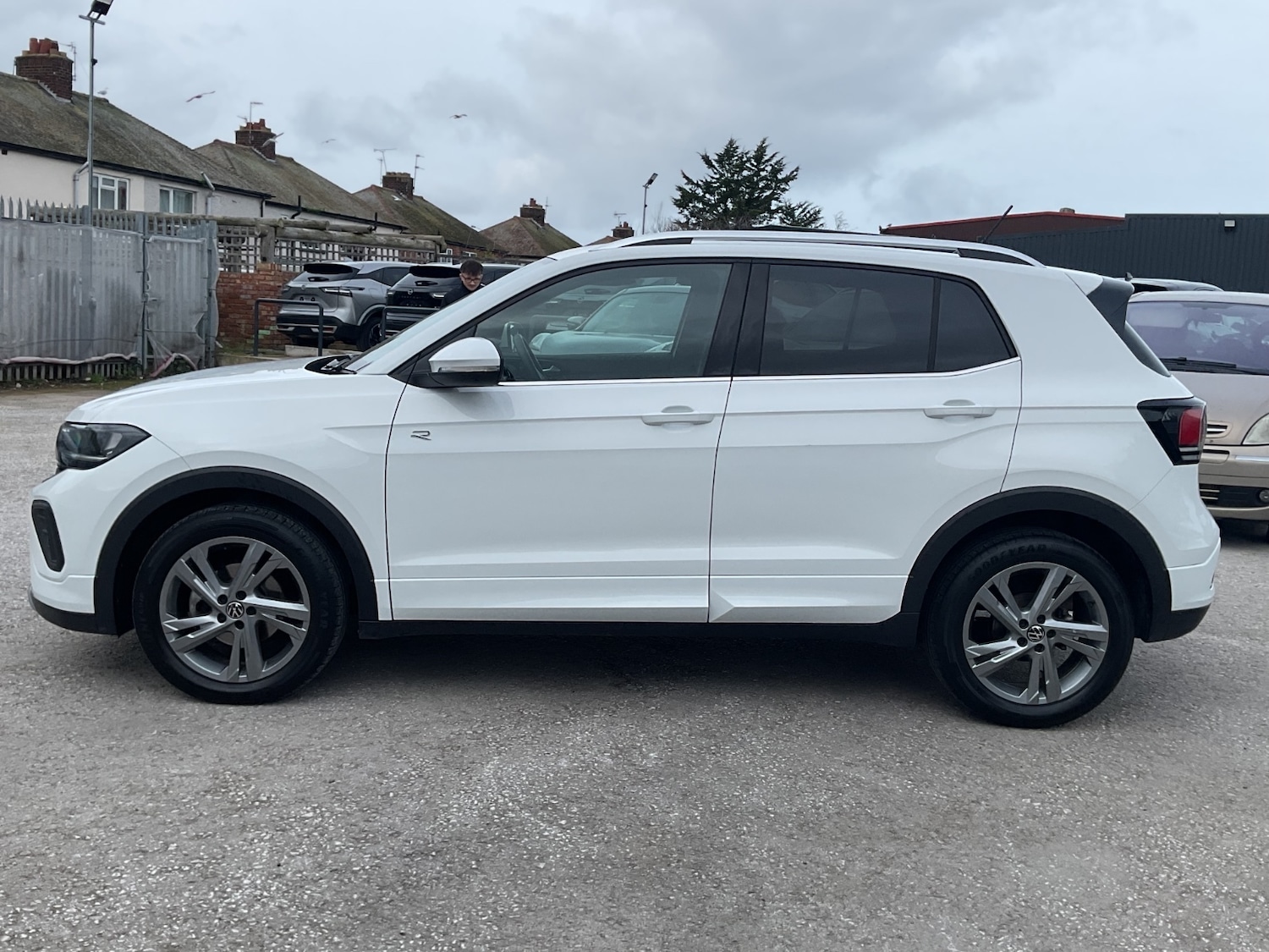 Used Volkswagen T-Cross 2024 for sale - 77581369: Photo 12