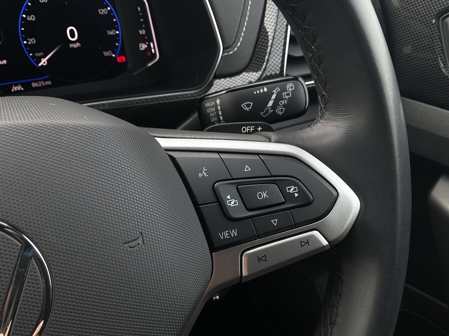 Used Volkswagen T-Cross 2024 for sale - 77581369: Photo 18