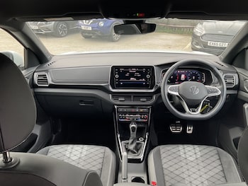 Used Volkswagen T-Cross 2024 for sale - 77581369: Photo