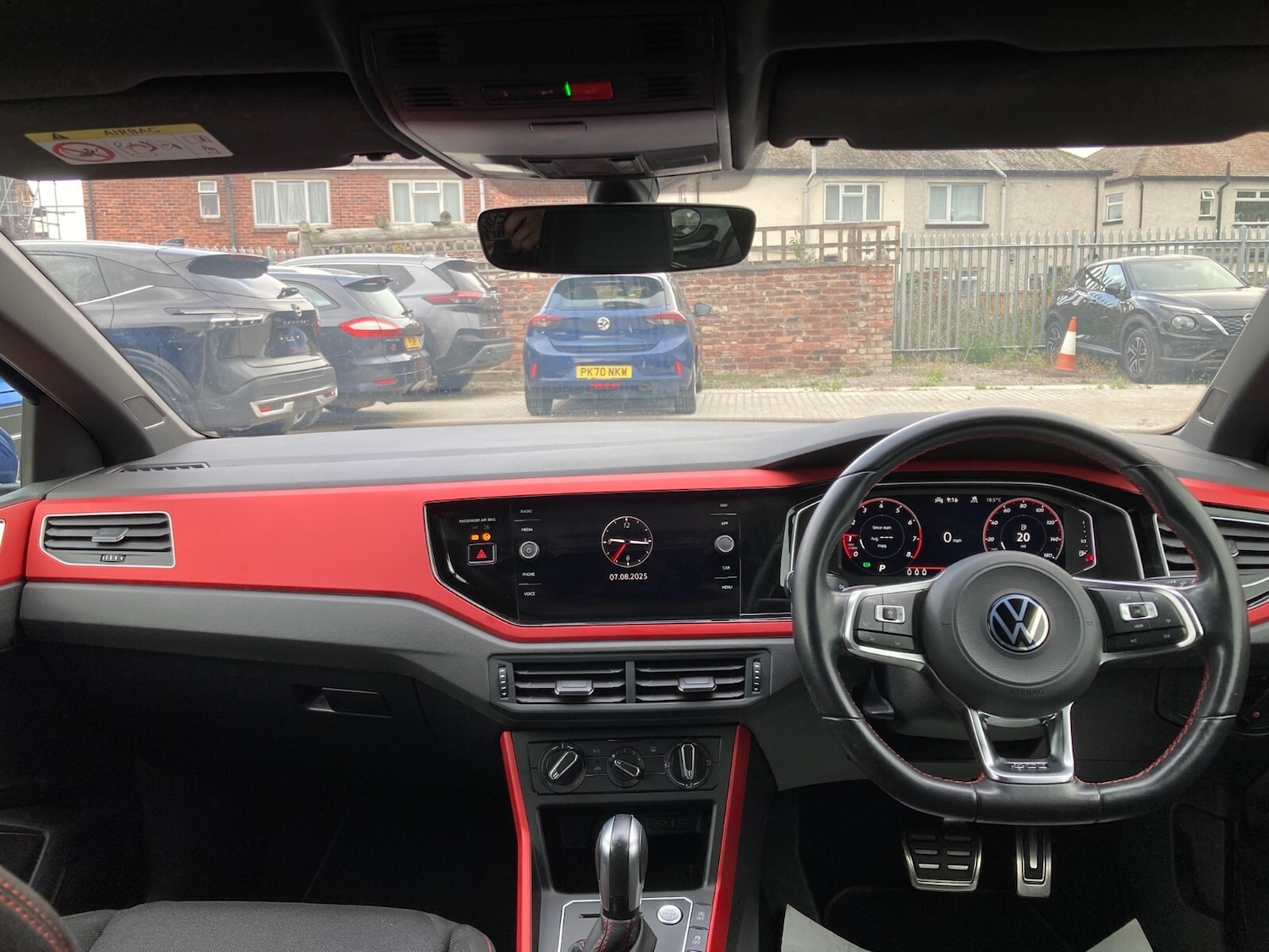 Used Volkswagen Polo 2021 for sale - 76276661: Photo 2