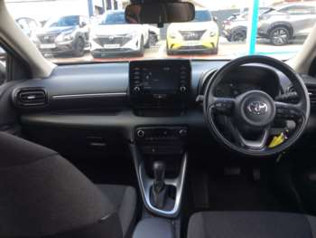 Used Toyota Yaris 2022 for sale - 74902764: Photo