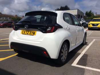 Used Toyota Yaris 2022 for sale - 74902764: Photo