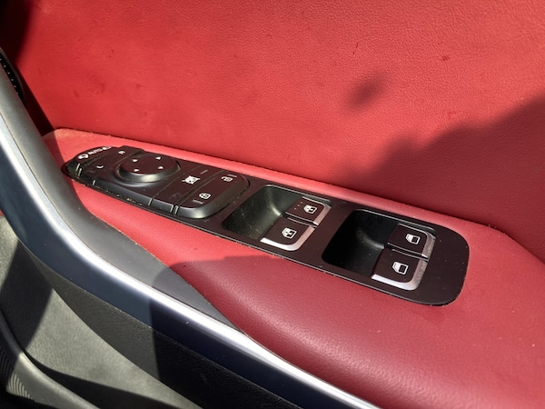 Used Kia Stinger 2018 for sale - 76276254: Photo 32