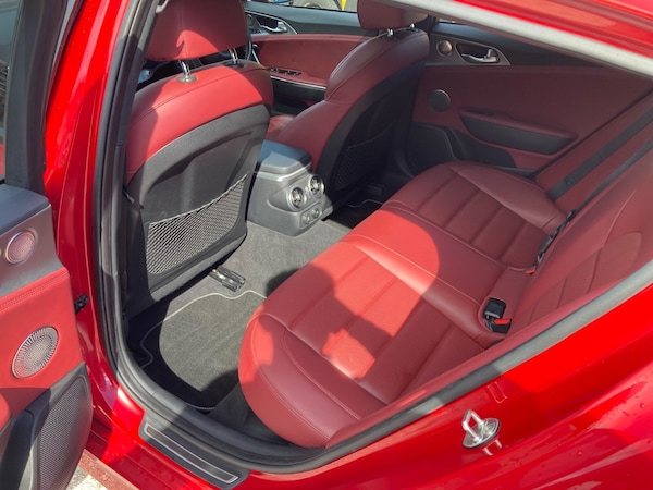 Used Kia Stinger 2018 for sale - 76276254: Photo 36