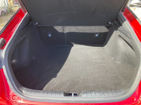 Used Kia Stinger 2018 for sale - 76276254: Photo 38