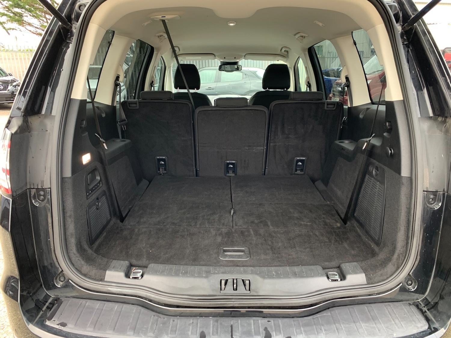 Used Ford Galaxy 2022 for sale - 77274076: Photo 16