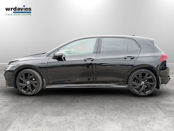 Used Volkswagen Golf 2024 for sale - 77710930: Photo