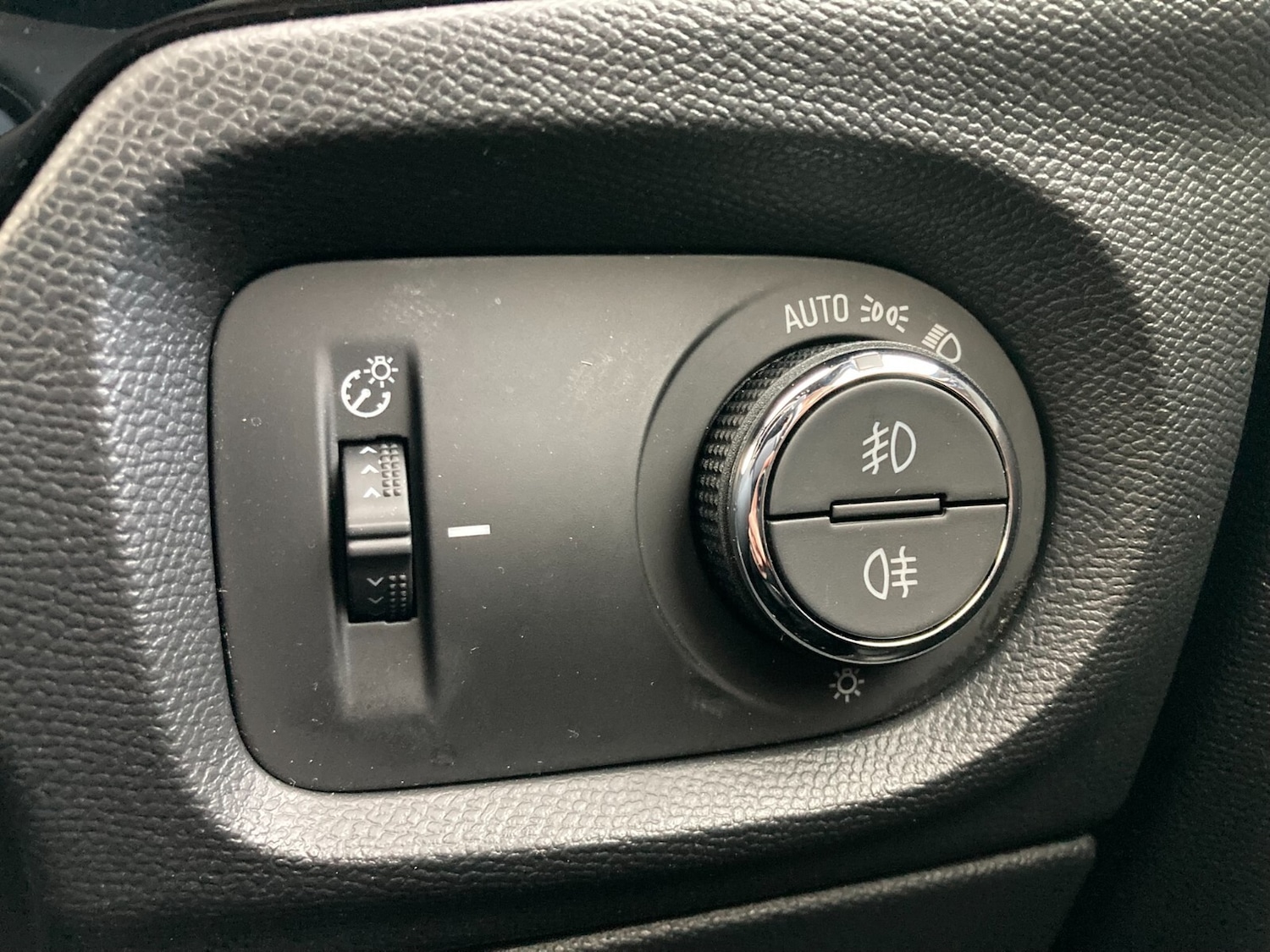 Used Vauxhall Corsa 2023 for sale - 76404833: Photo 38