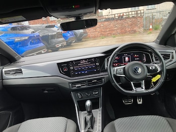 Used Volkswagen Polo 2021 for sale - 76276310: Photo