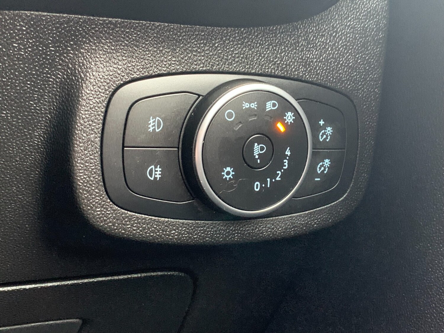 Used Ford Fiesta 2019 for sale - 77218787: Photo 23