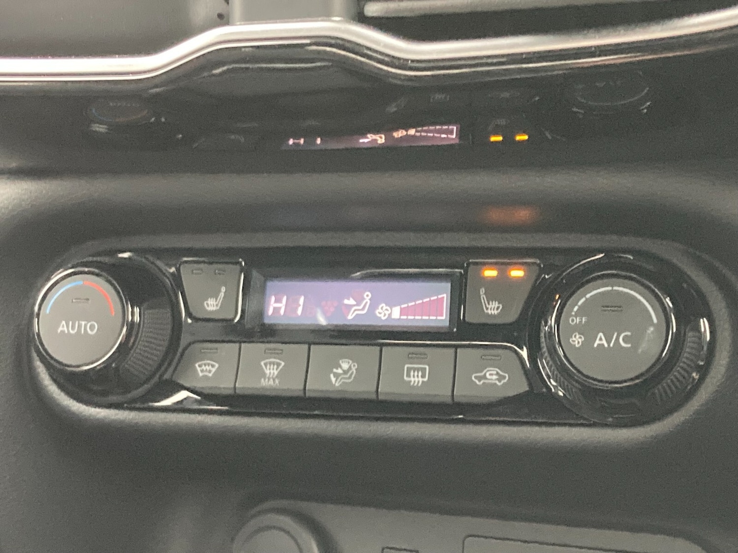 Used Nissan Juke 2024 for sale - 76474849: Photo 30