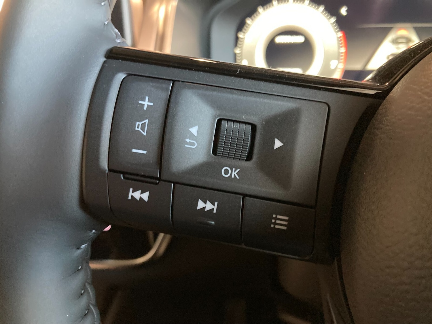 Used Nissan Qashqai for sale - 76622211: Photo 16