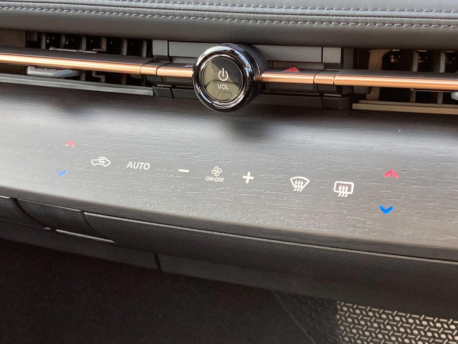 Used Nissan ARIYA for sale - 76622217: Photo 30