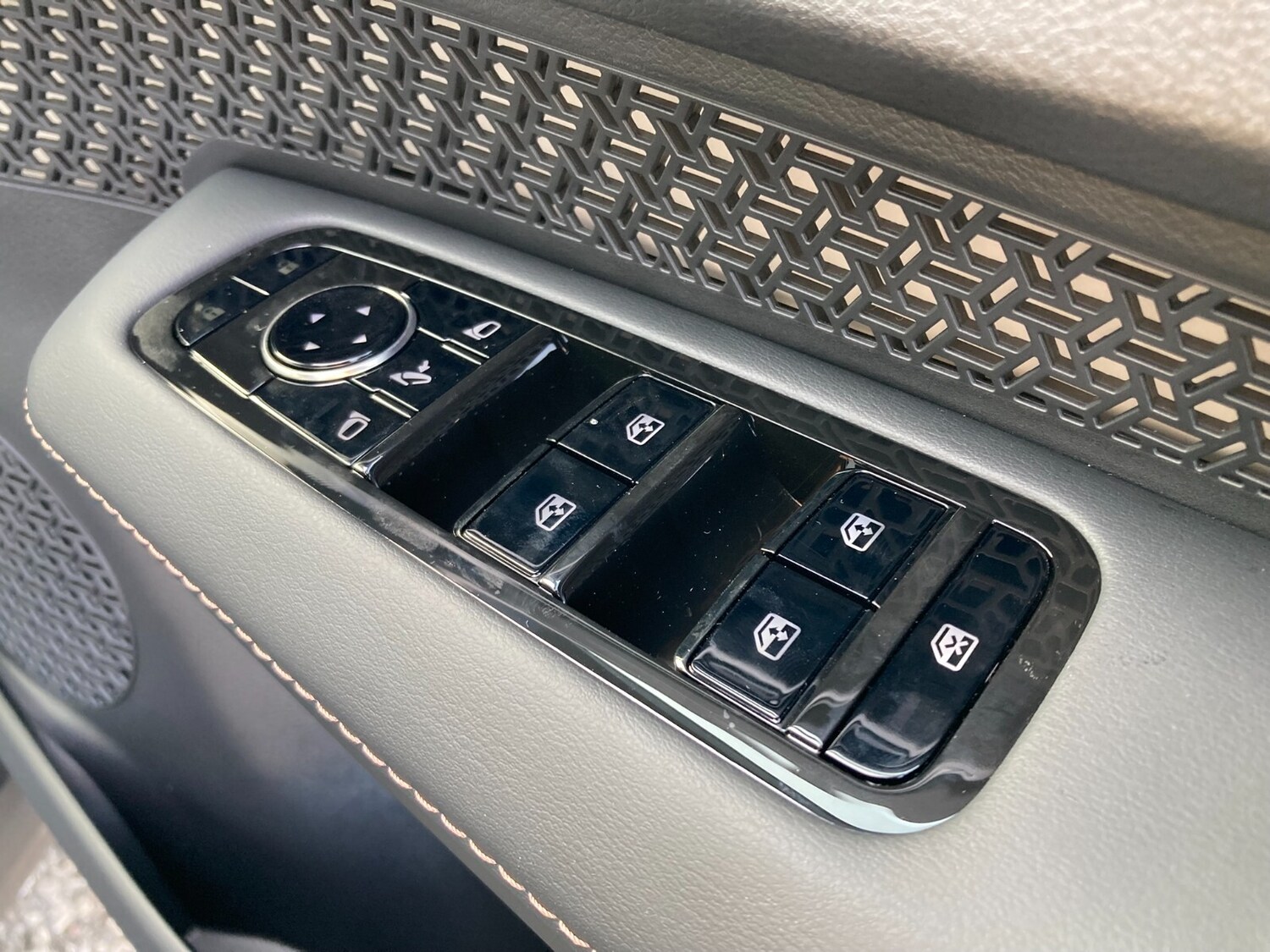 Used Nissan ARIYA for sale - 76622217: Photo 36