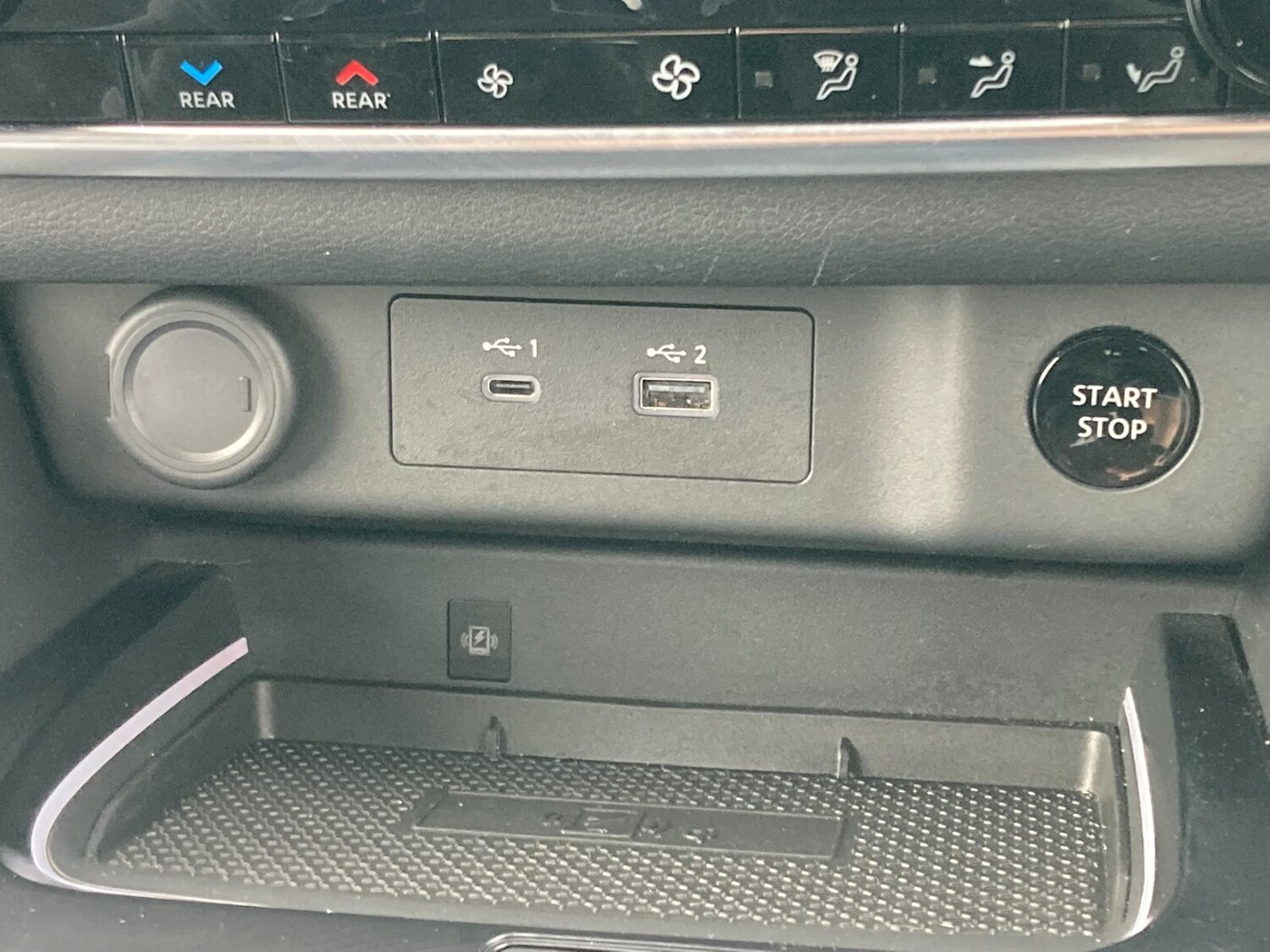 Used Nissan X-Trail 2024 for sale - 76276411: Photo 32