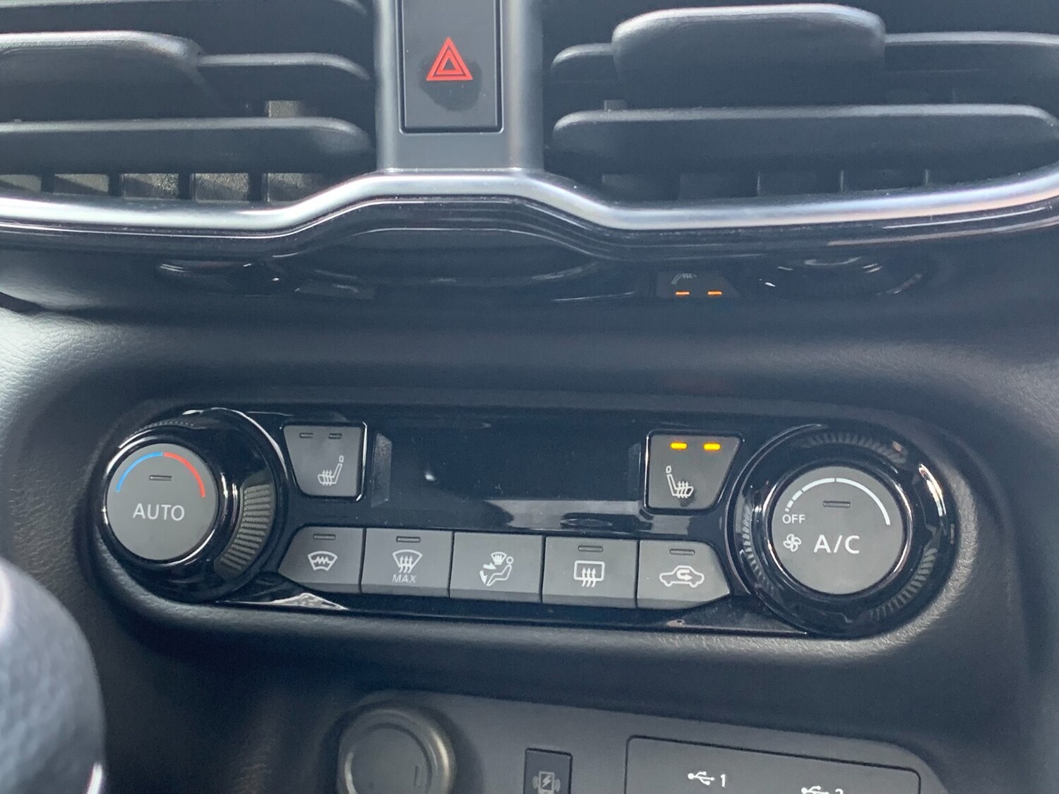 Used Nissan Juke 2024 for sale - 76487465: Photo 30