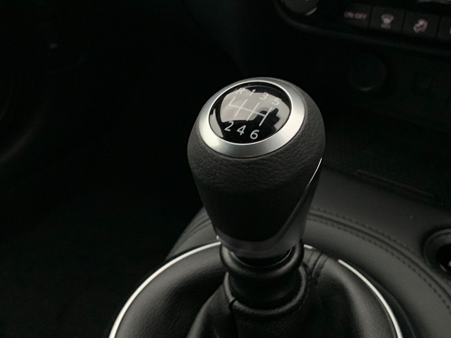 Used Nissan Juke 2025 for sale - 76861801: Photo 32