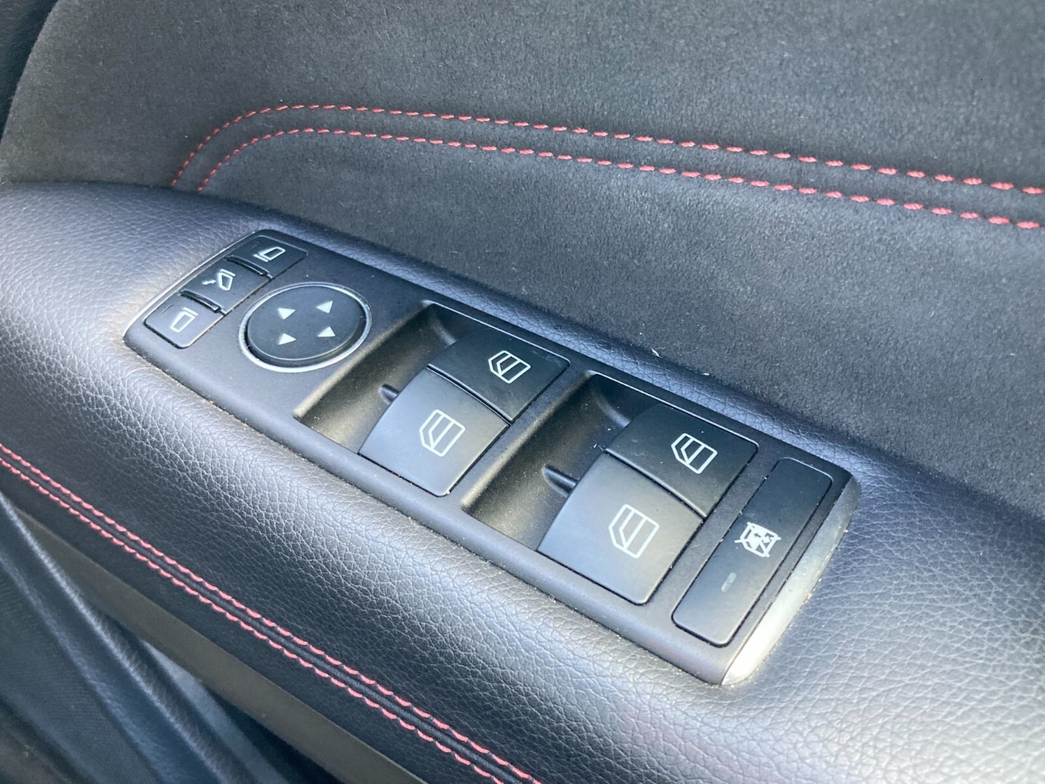 Used Mercedes-Benz E Class 2016 for sale - 76276336: Photo 37