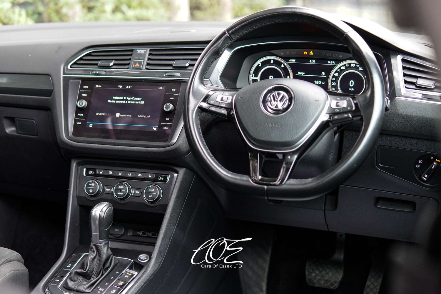 Used Volkswagen Tiguan 2018 for sale - 76250775: Photo 2