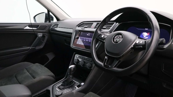 Used Volkswagen Tiguan 2018 for sale - 76250775: Photo 4