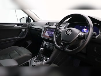 Used Volkswagen Tiguan 2018 for sale - 76250775: Photo 4