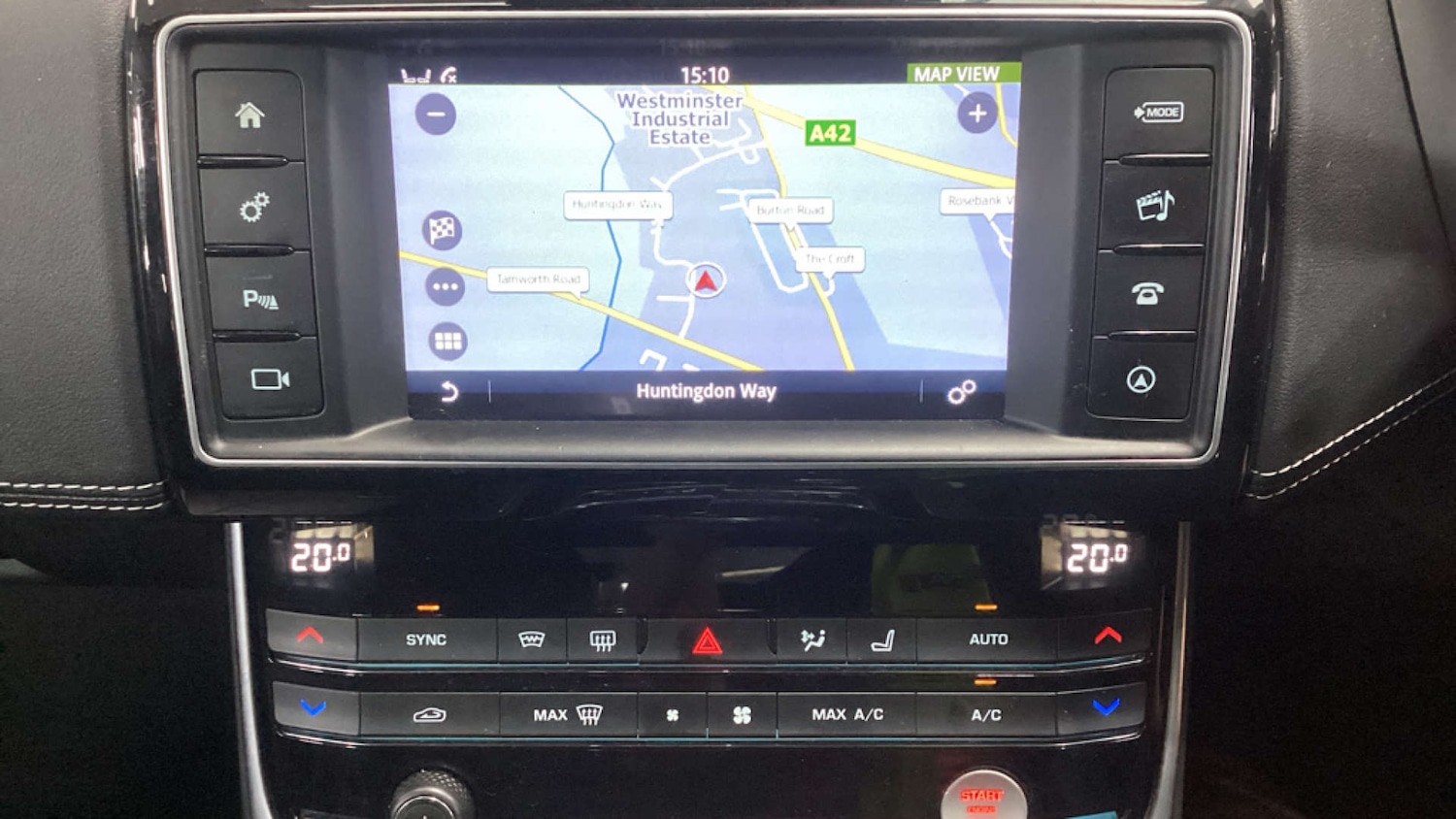 Used Jaguar XE 2018 for sale - 76350454: Photo 13