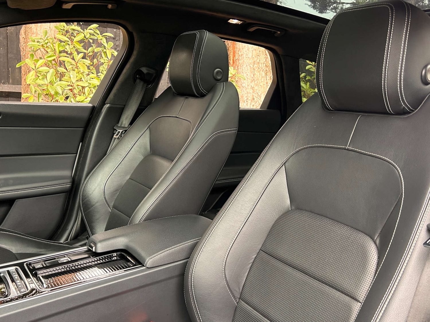 Used Jaguar XF 2020 for sale - 76132413: Photo 10