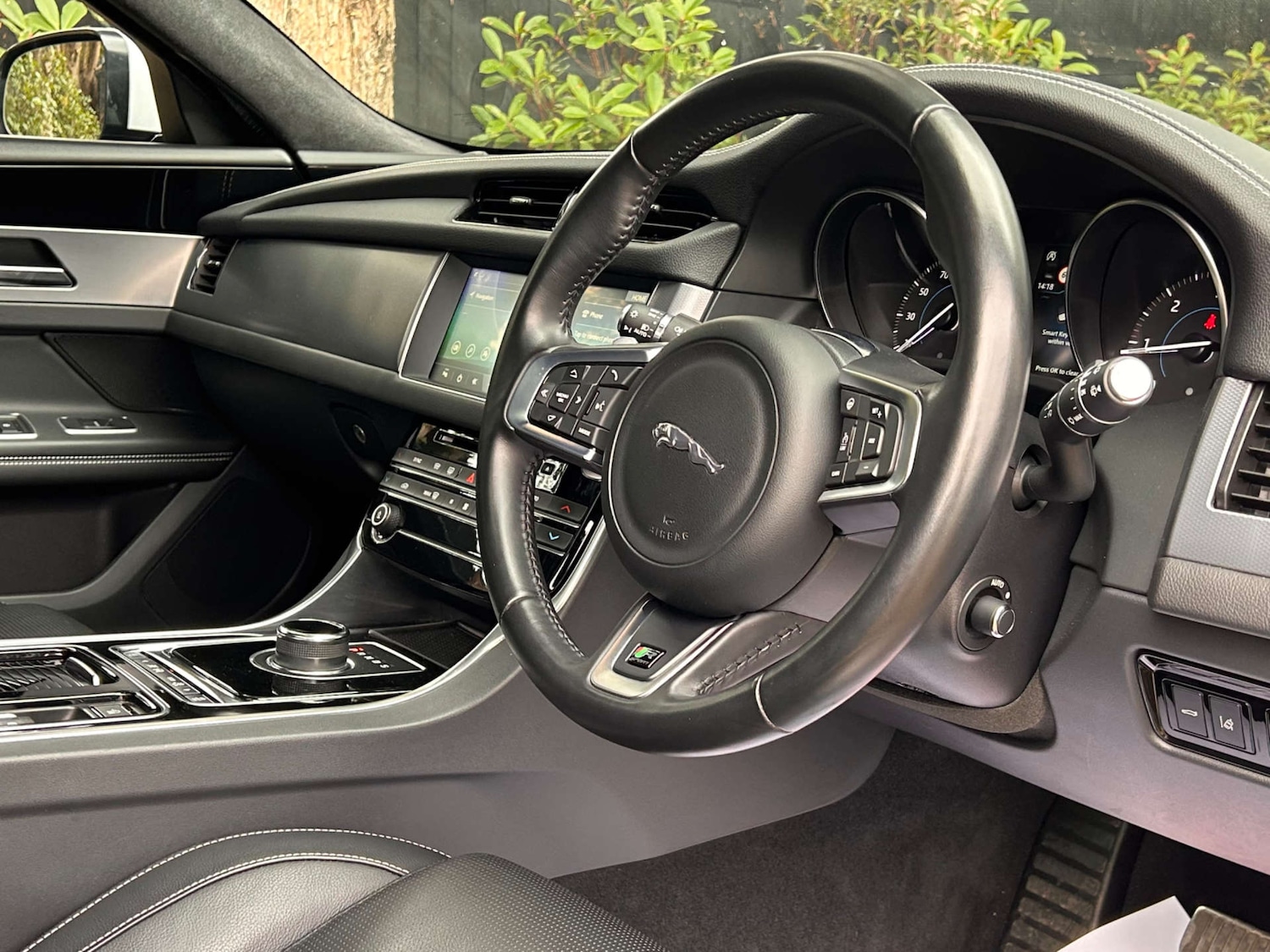 Used Jaguar XF 2020 for sale - 76132413: Photo 32