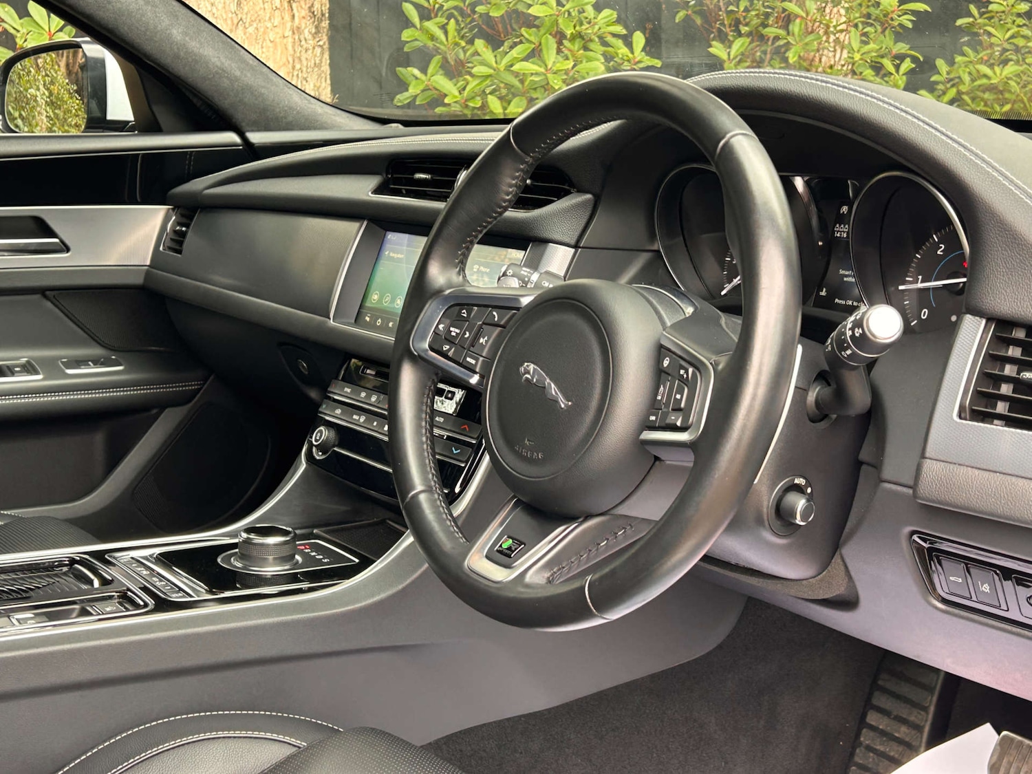 Used Jaguar XF 2020 for sale - 76132413: Photo 35