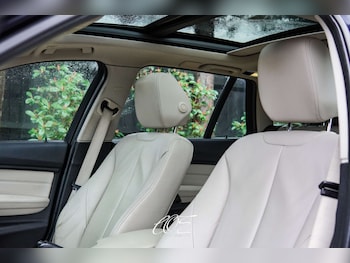 Used BMW 3 Series 2015 for sale - 77583924: Photo