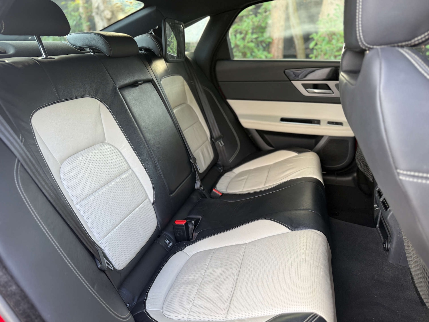 Used Jaguar XF 2018 for sale - 76441416: Photo 14