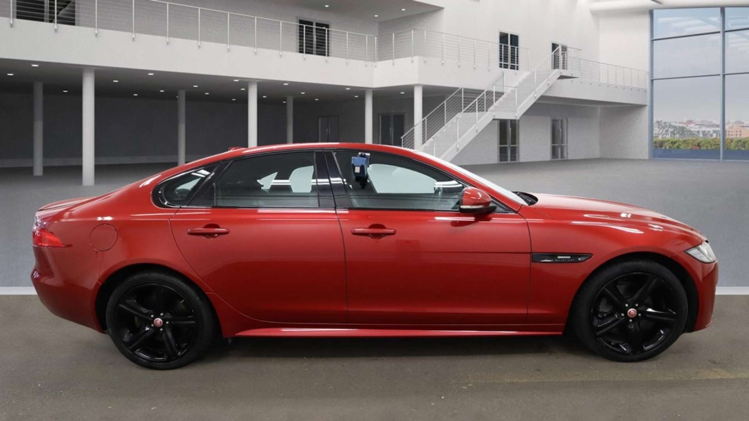 Used Jaguar XF 2018 for sale - 76441416: Photo 5