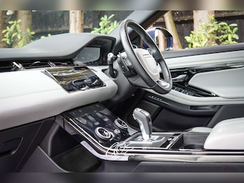 Used Land Rover Range Rover Evoque 2019 for sale - 75465508: Photo