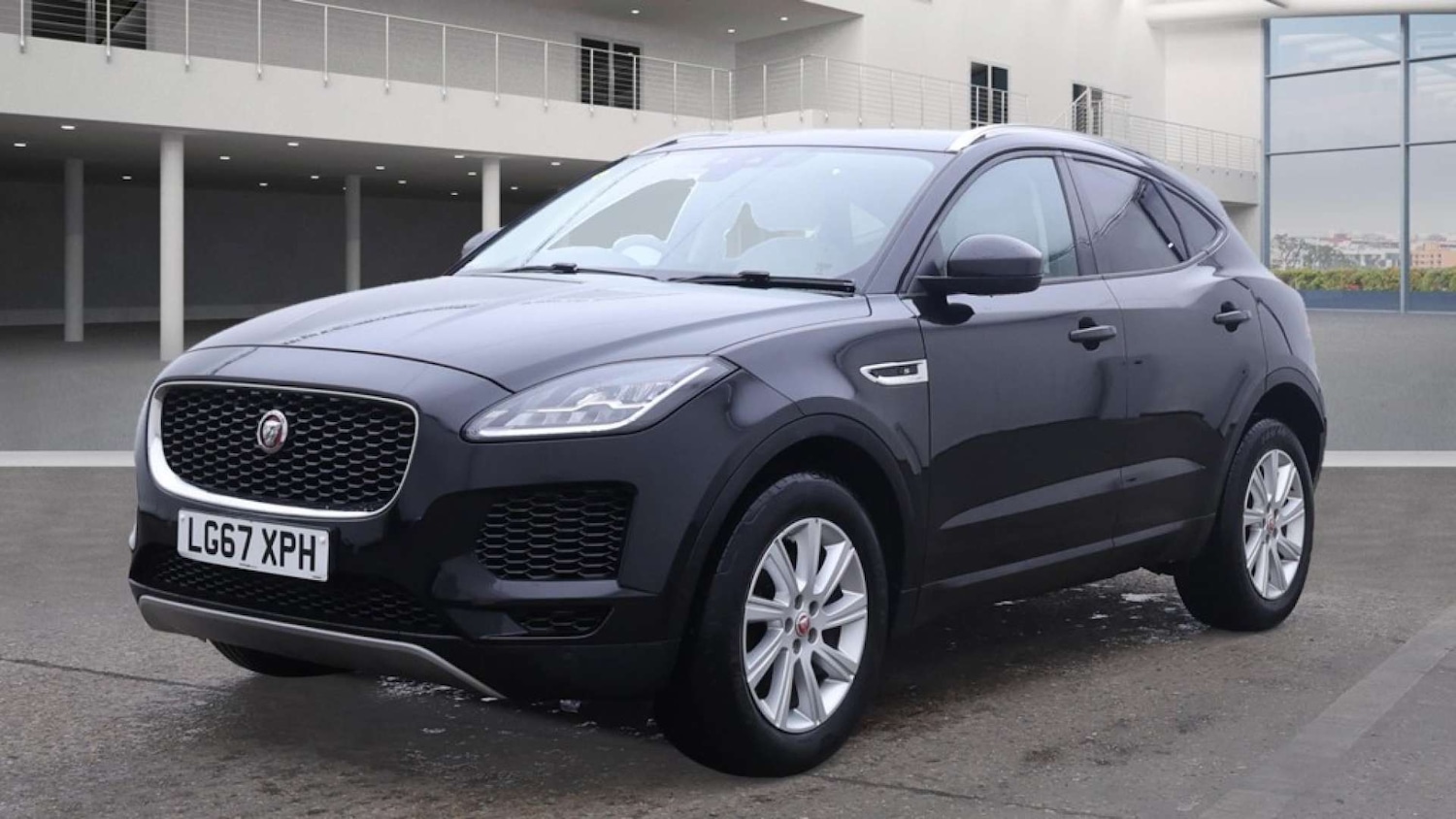 Used Jaguar E-Pace 2017 for sale - 76486558: Photo 1