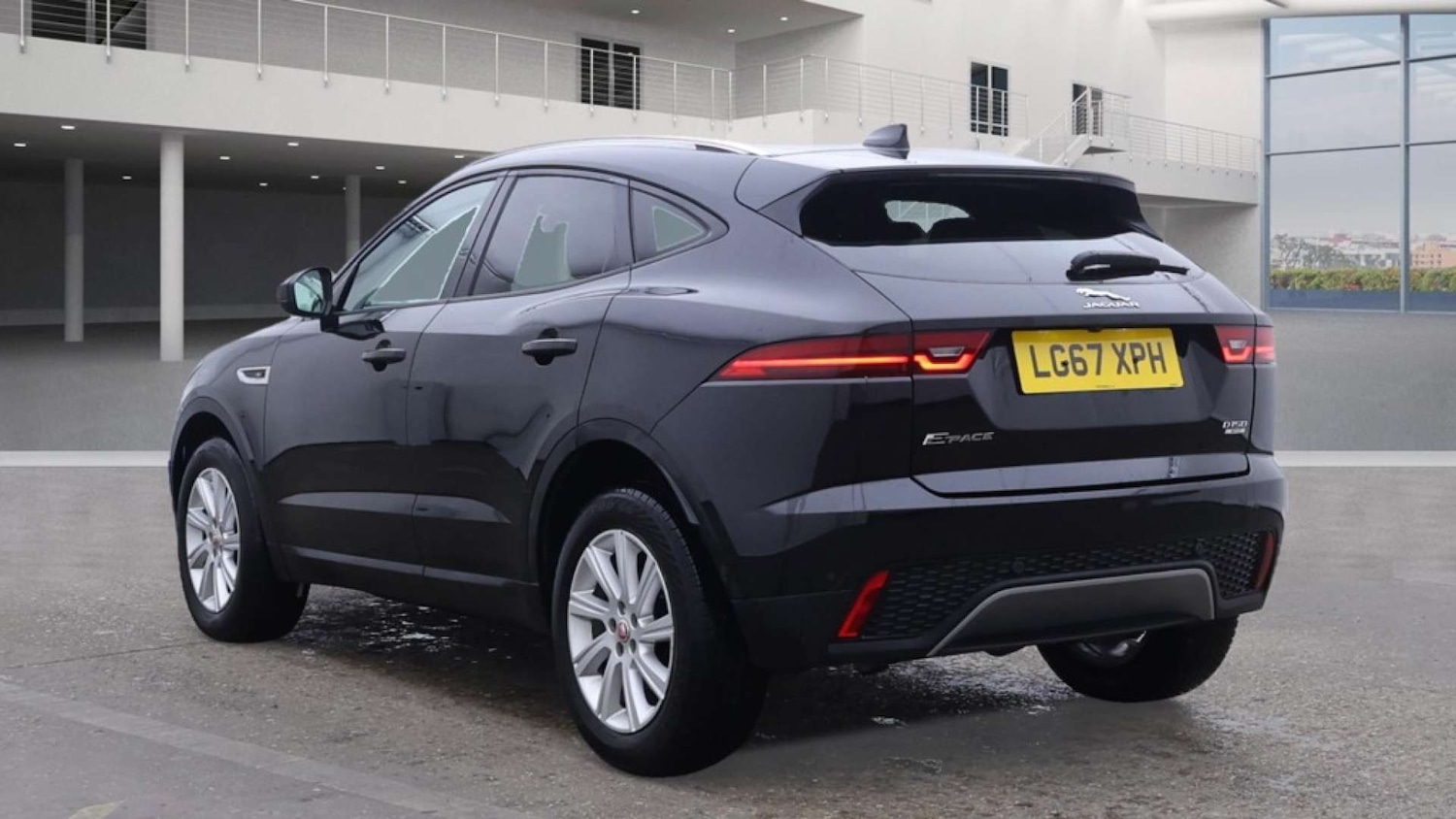 Used Jaguar E-Pace 2017 for sale - 76486558: Photo 4