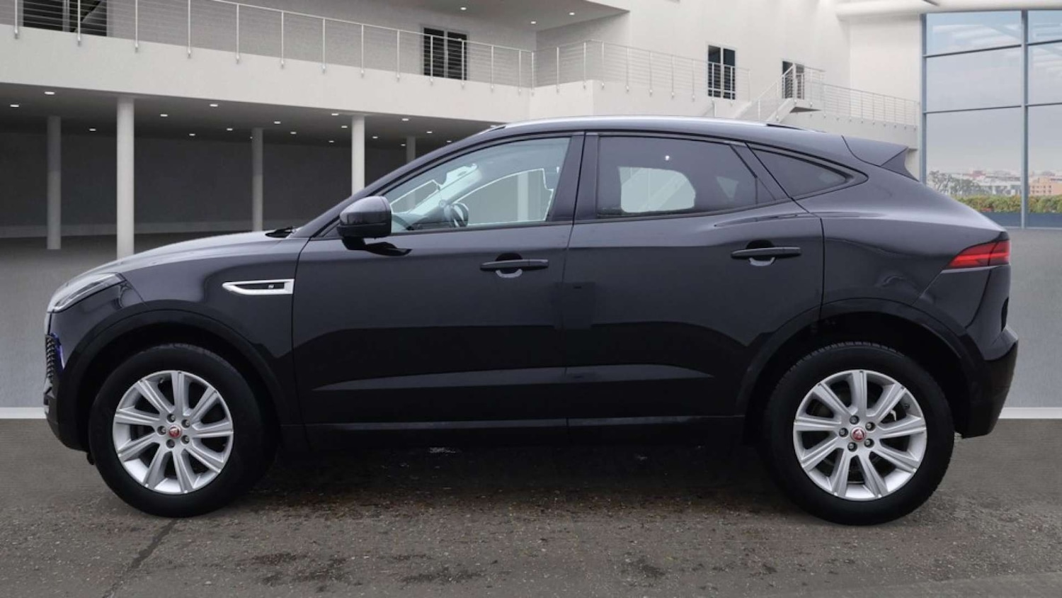 Used Jaguar E-Pace 2017 for sale - 76486558: Photo 9