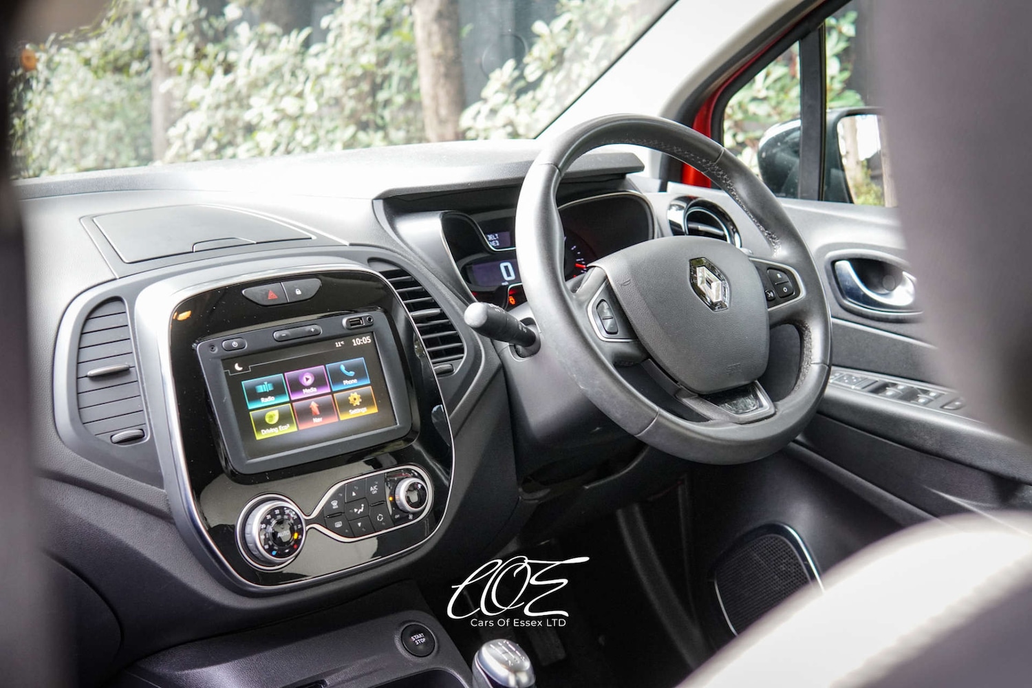 Used Renault Captur 2019 for sale - 76320873: Photo 2