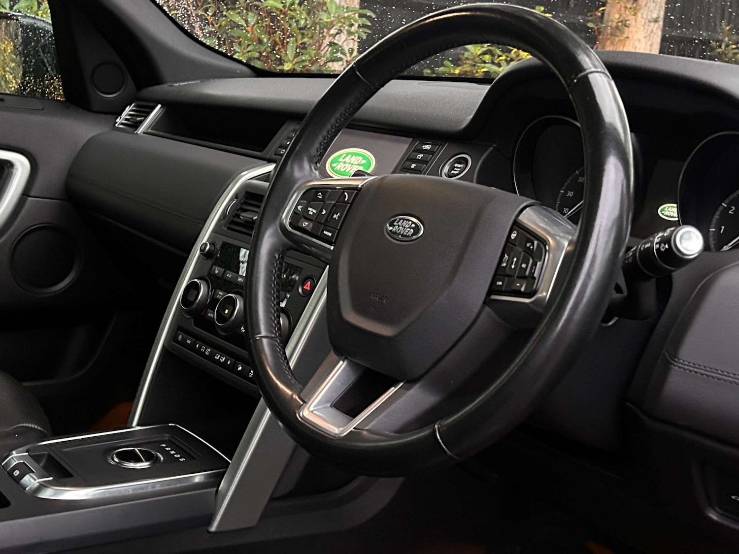 Used Land Rover Discovery Sport 2018 for sale - 76663146: Photo 8