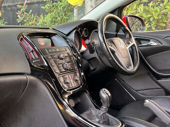 Used Vauxhall Astra GTC 2016 for sale - 77249302: Photo