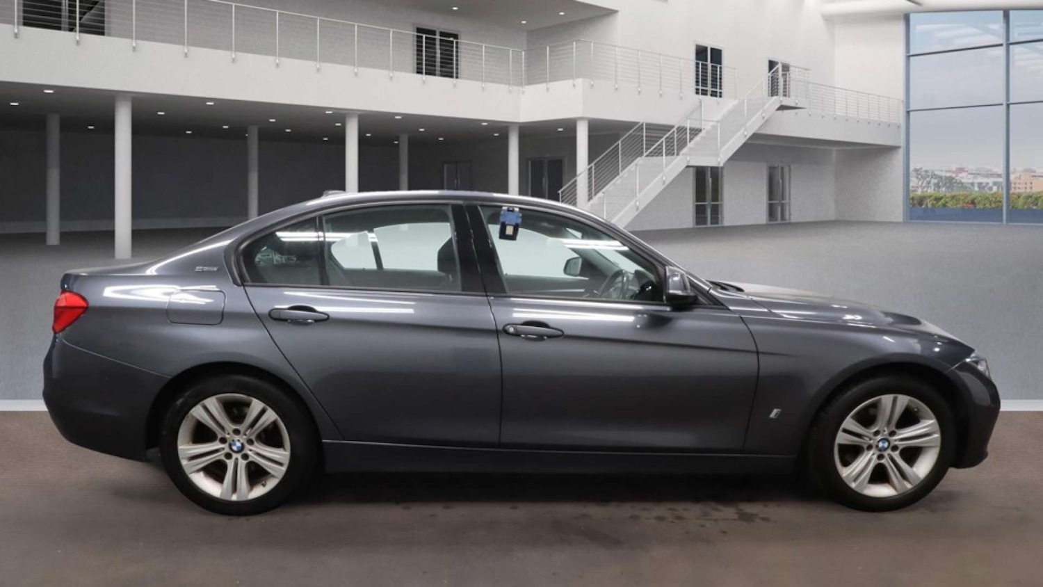 Used BMW 3 Series 2018 for sale - 76380377: Photo 5