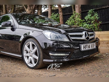 Used Mercedes-Benz C Class 2014 for sale - 76278168: Photo 4