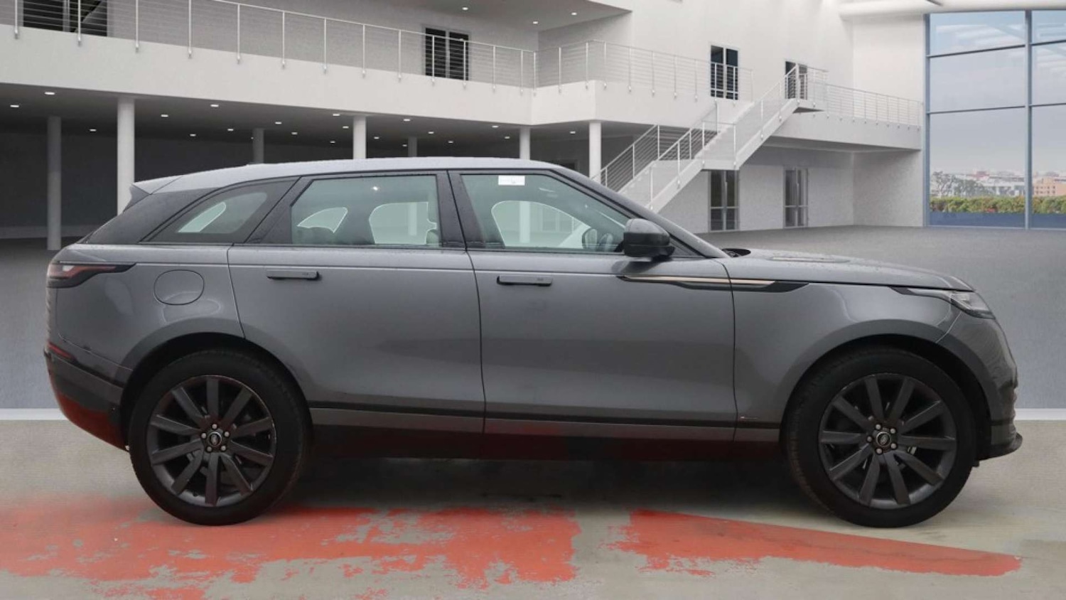 Used Land Rover Range Rover Velar 2019 for sale - 76416873: Photo 2
