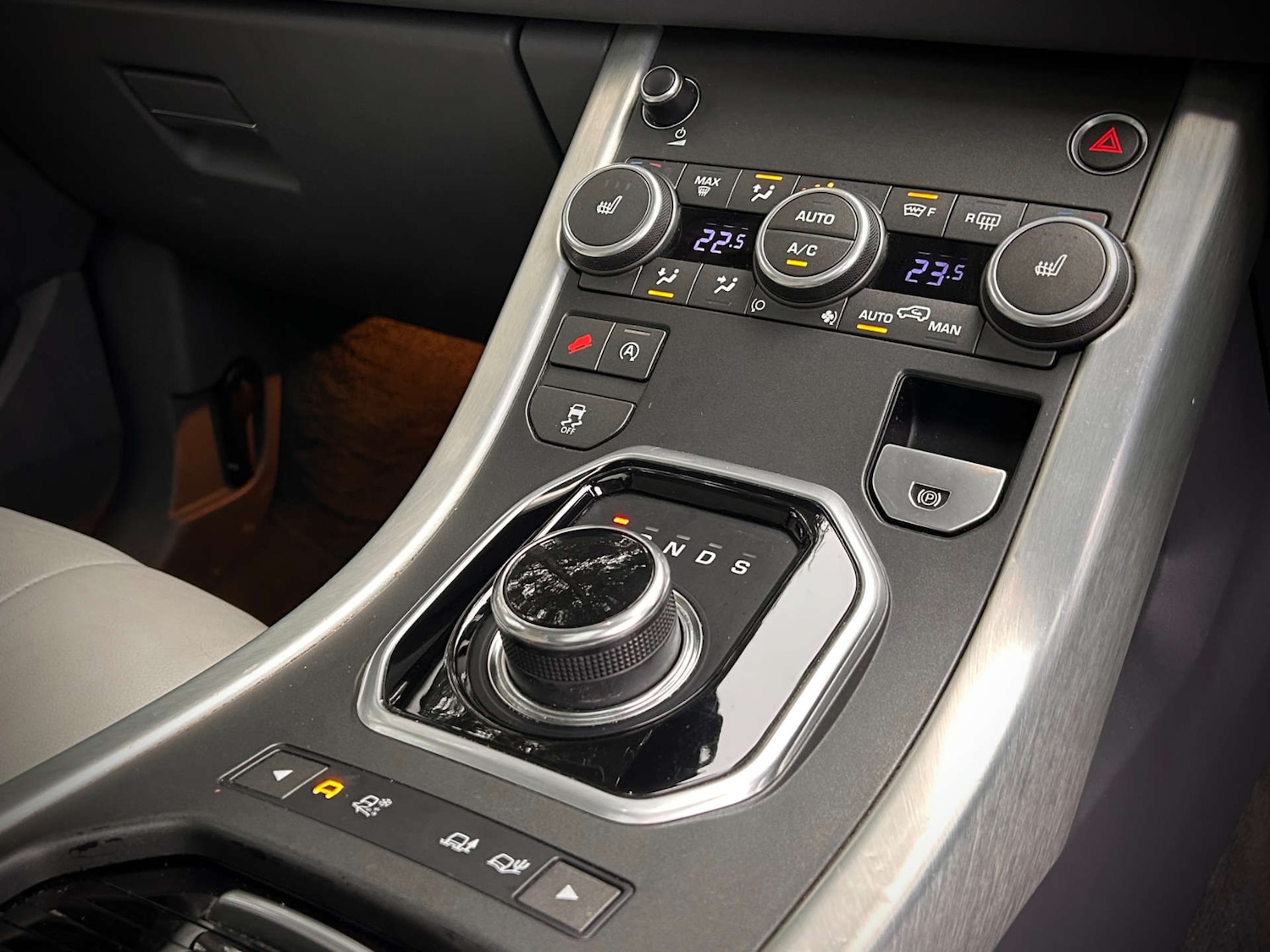 Used Land Rover Range Rover Evoque 2017 for sale - 77271574: Photo 10